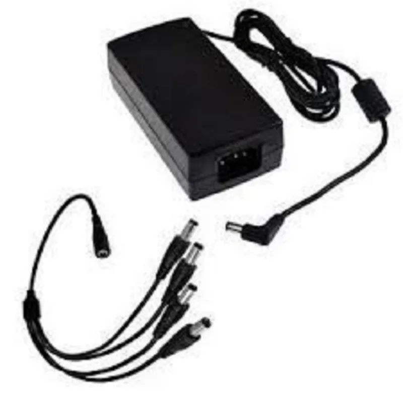 SAXXON PSU1204EPAQ2 - Paquete de Fuente de Poder Regulada de 12 Vcc 4.1 Amperes + Divisor para 4 Camaras/ Color Negro