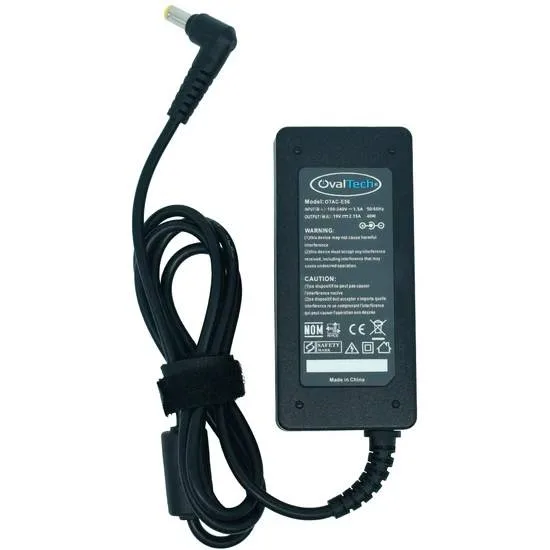 Cargador / Adaptador para Laptop OVALTECH OTAC-E56 de 40W 19V 2.15A (5.5*1.7) 19V/2.15AH C/Blister + USB